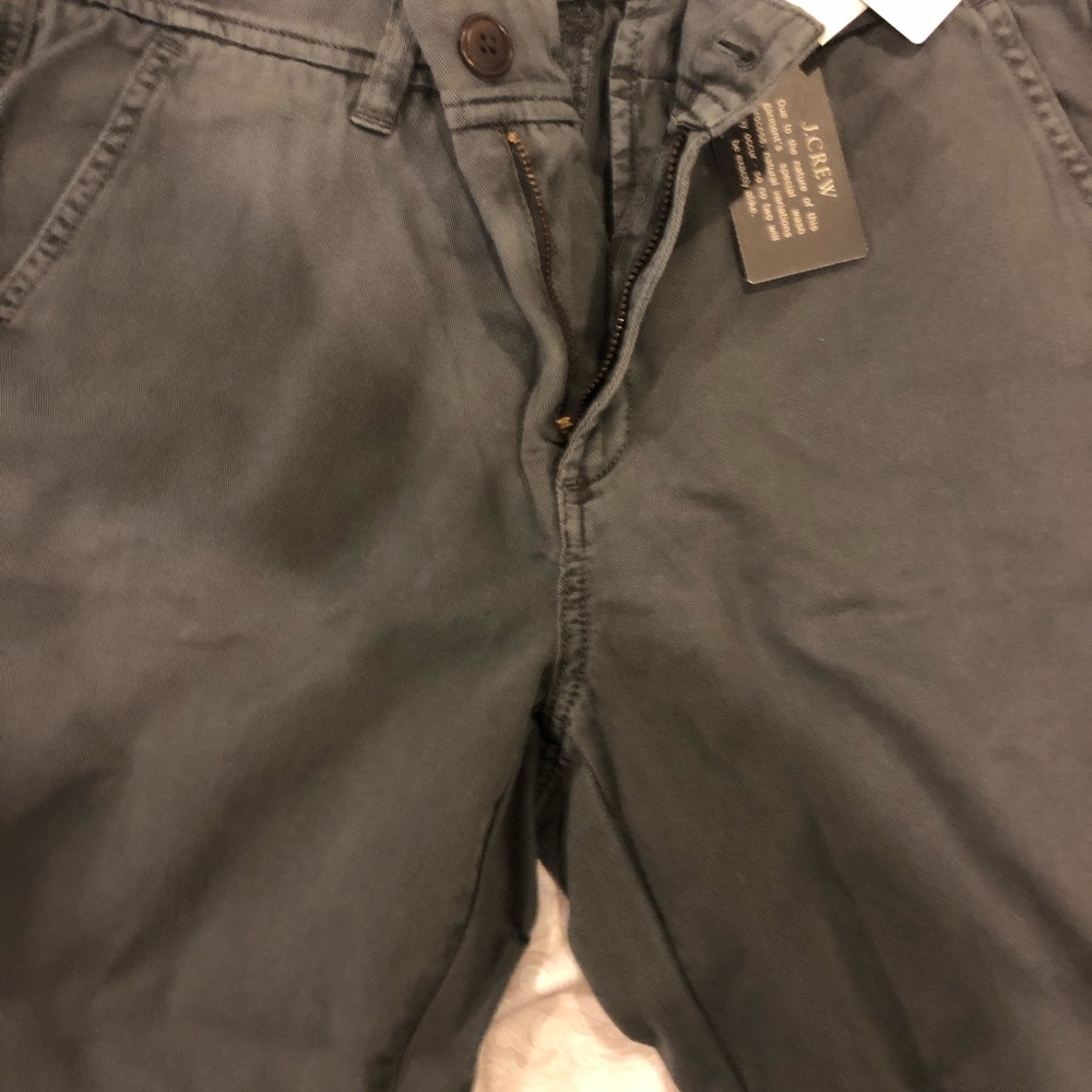 J crew size 8 chinos NWT, army green